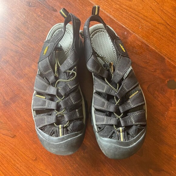 Keen Men's‎ Newport Black All Terrain Outdoor Sandals- Size 12 - Picture 1 of 5